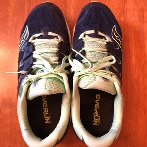 Saucony Everun shoes, size 8.5